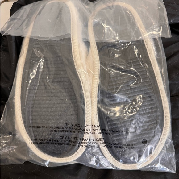 Victorias Secret Pink tan sz lg (womens 9-10) Slippers - Picture 7 of 9